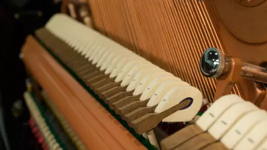 پیانو هایلون HL123A انتخاب حرفهایها